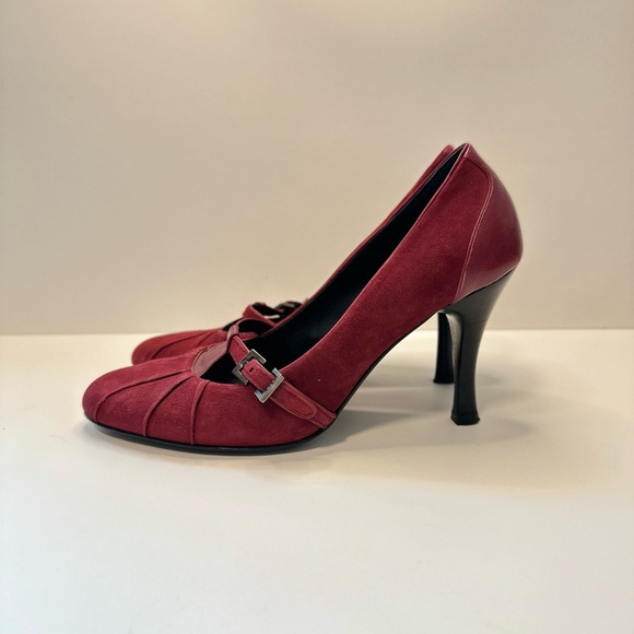 Like new! HUGO BOSS Red Suede & Mary Jane Heels – Size 38.5 (Made in Italy) - Picture 4 of 7